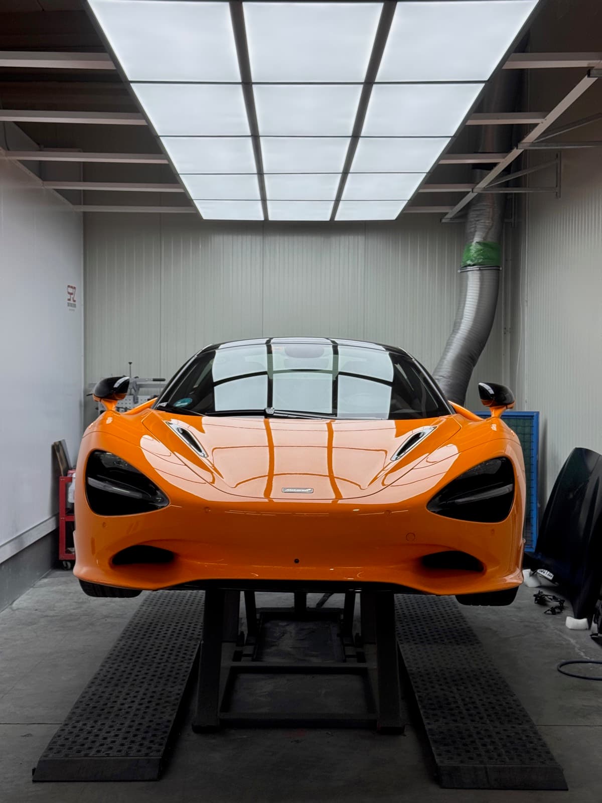 McLaren 750S in Orange
