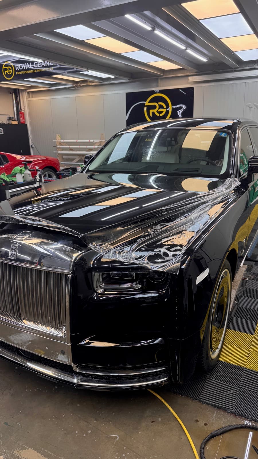 Rolls-Royce Phantom in Schwarz